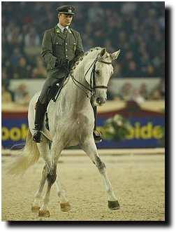 Peter Gmoser and Don Debussy at the 2003 CDI Mechelen