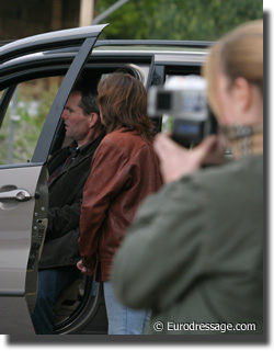 Lieke videotaping, Debra and Vic in the beamer