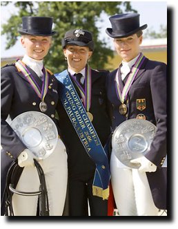 Lorraine van den Brink, Valentina Truppa, Kristina Sprehe