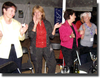 Ricky MacMillan, Maria Schwennesen & Mary Seefried (Australia) and Cara Whitham (Canada) and Pam Gilmour, Patron of Dressage NZ 