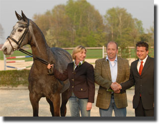 Monet, Susanne miesner, Martin Volmer (representative of Monet's buyer) and Fabian Scholz