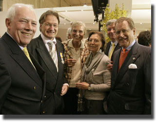 Frank Kemperman (second left)